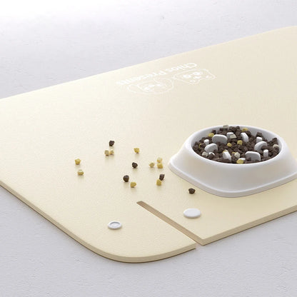 Half-Surrounding Pet Feeding Mat