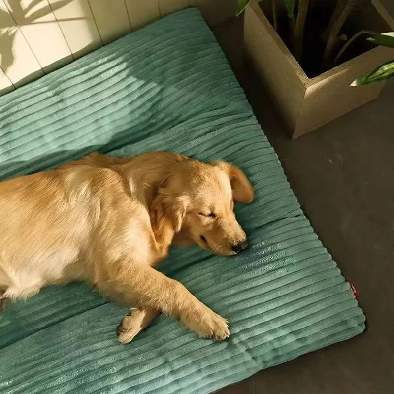 Winter Warm Dog Bed – Corduroy Sleeping Mat